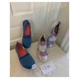 SZ. 13 SHOES 2 PAIRS