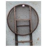 METAL FOLDING TABLE