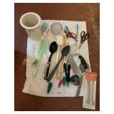 UTENSILS, SCISSORS, TAMPER