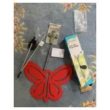 YARD STAKE SOLAR LIGHT, BUTTERFLY, CROSS