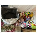 BIN AND STUFFED ANIMALS DOLLS