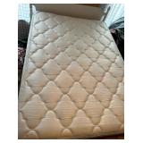 QUEEN SIZE CLEAN MATTRESS