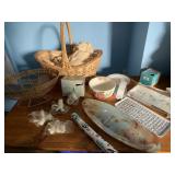 BASKETS, PLATES, NAPKIN HOLDERS PARTY LITE