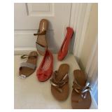 SZ. 13 SHOES - SLIPPERS