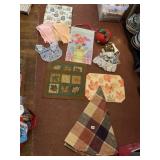 TABLE CLOTHES, SIGNS