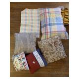 ASSORTED PILLOWS