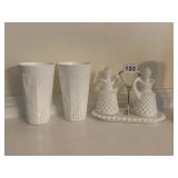 FENTON MILK GLASS CRUET W/ HOLDER, 2 GLASSES