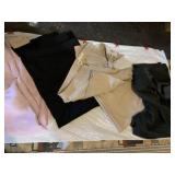 LADIES PANTS INCL. CALVIN KLEIN SZ. 22