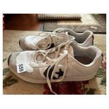 CONVERSE SZ. 11 TENNIS SHOES
