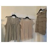 3 X SHORT SLEEVE TOPS VIOLET + CLAIRE FLOWER TOP