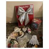 HOLIDAY ORNAMENTS, RIBBON