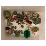 GLASS APPLE, BEAR FIGURE