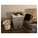 SANTA PITCHER, GLASSES