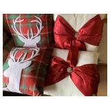 HOLIDAY PILLOWS