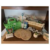 BASKET, TRIVETS, JULE T