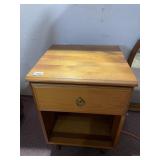 PINE 1 DRAWER NIGHTSTAND
