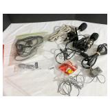 MICROPHONES 2 REALISTIC, CORDS