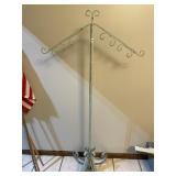 HALL TREE METAL 6 FT. TALL