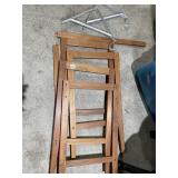 TEAK WOOD SUPPORTS, WIRE BRACKET