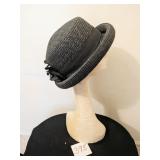 LIZ CLAIBORNE BLACK STRAW ROLLED BRIM CLOCHE LIKE