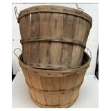 2 WIRE HANDLED BUSHEL BASKETS
