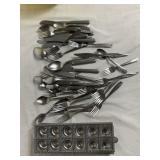 RAVIOLI MAKER, ASSORTED FLATWARE