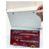 TACRO 2125 DRAFTING SET