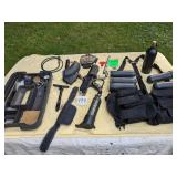 PAINTBALL GUN WITH VARIOUS ACCESSORIES AND TOTE