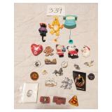 GROUP OF NOVELTY PINS EASTER WITH PULL STRINGS