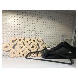 12 VELVET HANGERS AND 2 SCARF HANGERS VELVET