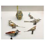 VINTAGE CLIP-ON BIRDS, LANTERN ETC.