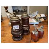 SALT/PEPPER GRINDERS