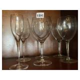 5 WINE GLASSES