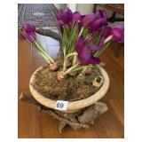 TWIG PLANTER WITH BULB PLANTS