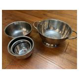 STAINLESS STRAINER AND BOWL