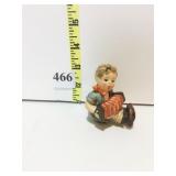 HUMMEL BOY WITH ACCORDIAN JUNGE MIT BANDEONEN