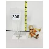 TM2 HUMMEL SITTING ANGEL WITH TRUMPET CANDLE