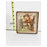 HUMMEL WALL PLAQUE RETREAT TO SAFETY ANGSTHASE