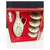 LENOX HOLIDAY OIL BOTTLE GIFT SET NEW BOXED