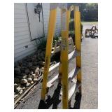 WERNER FIBERGLASS LADDER 300 LB EXTRA HEAVY 3