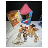 HASBRO 1967 DOLLS W/ HOUSE SEE DAMAGE ON CORNER