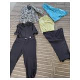 LARGE GROUP OF WOMEN