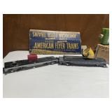 AMERICAN FLYER LIGHT CAR, FLAT CAR AND WIND-UP