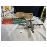 AMERICAN AIRLINES AIRPLANE