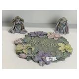 SPRING FLOWERS WELCOME PLAQUE WITH HANGER AND SET
