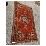 ORIENTAL RUG 77 X 45
