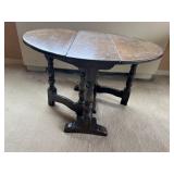 OAK DROP SIDE TABLE - 29" H X 22" W X 11