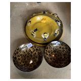 ANIMAL PRINT BOWLS AND COVERED DISH