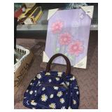 LUNCH BAG, PICTURE W/ BEE HOME SIMPLE FLOWERS