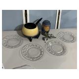 FONDUE POT, SERVING PIECES